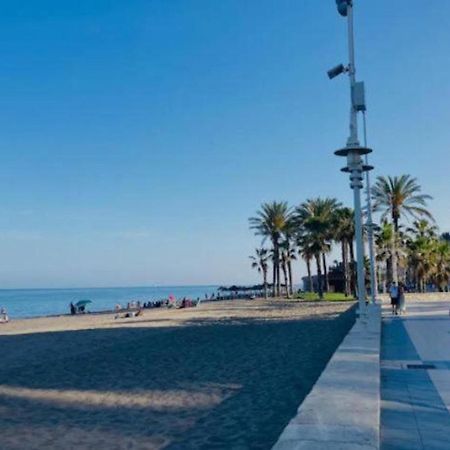 Ferienwohnung Holidays2Malaga Tomas De Echeverria 150 Mts To Beach & High Speed Wifi & Parking Exterior foto