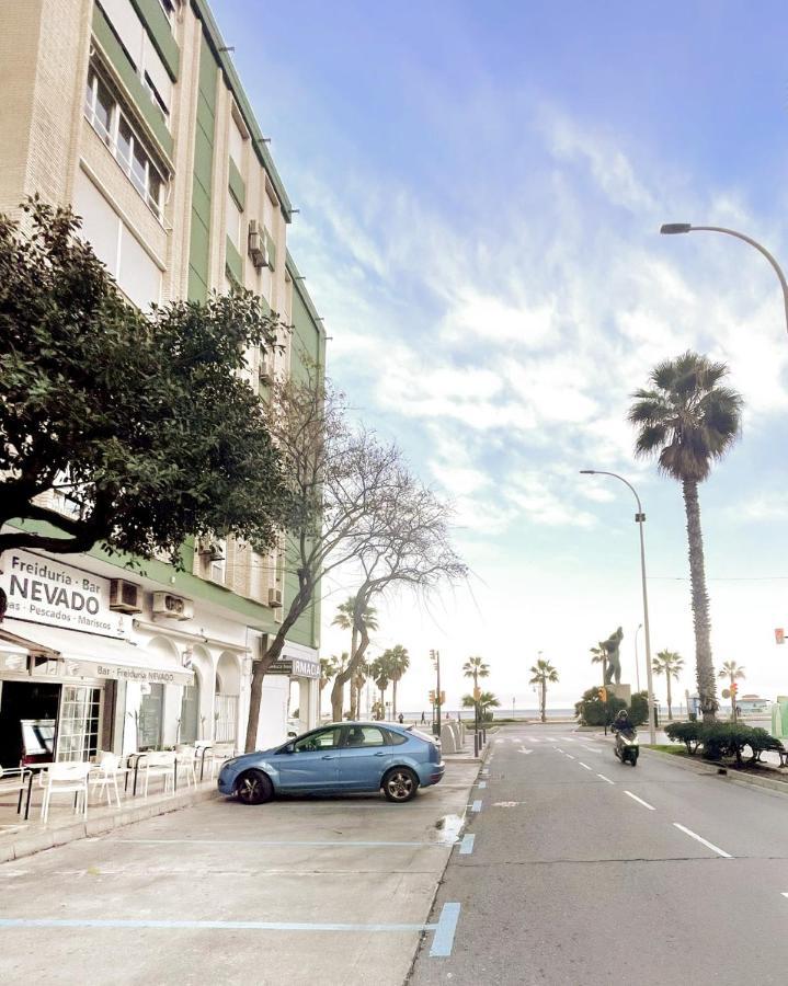 Ferienwohnung Holidays2Malaga Tomas De Echeverria 150 Mts To Beach & High Speed Wifi & Parking Exterior foto