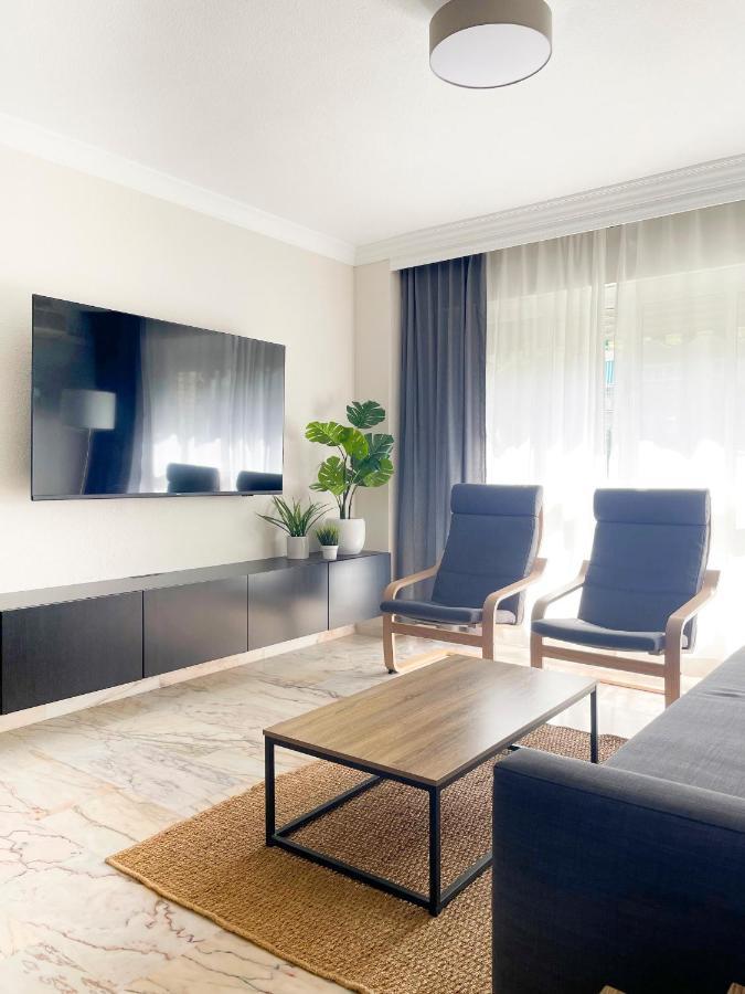 Ferienwohnung Holidays2Malaga Tomas De Echeverria 150 Mts To Beach & High Speed Wifi & Parking Exterior foto