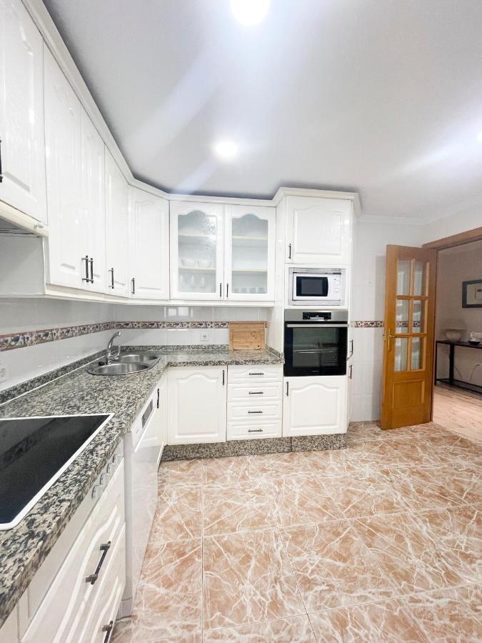 Ferienwohnung Holidays2Malaga Tomas De Echeverria 150 Mts To Beach & High Speed Wifi & Parking Exterior foto