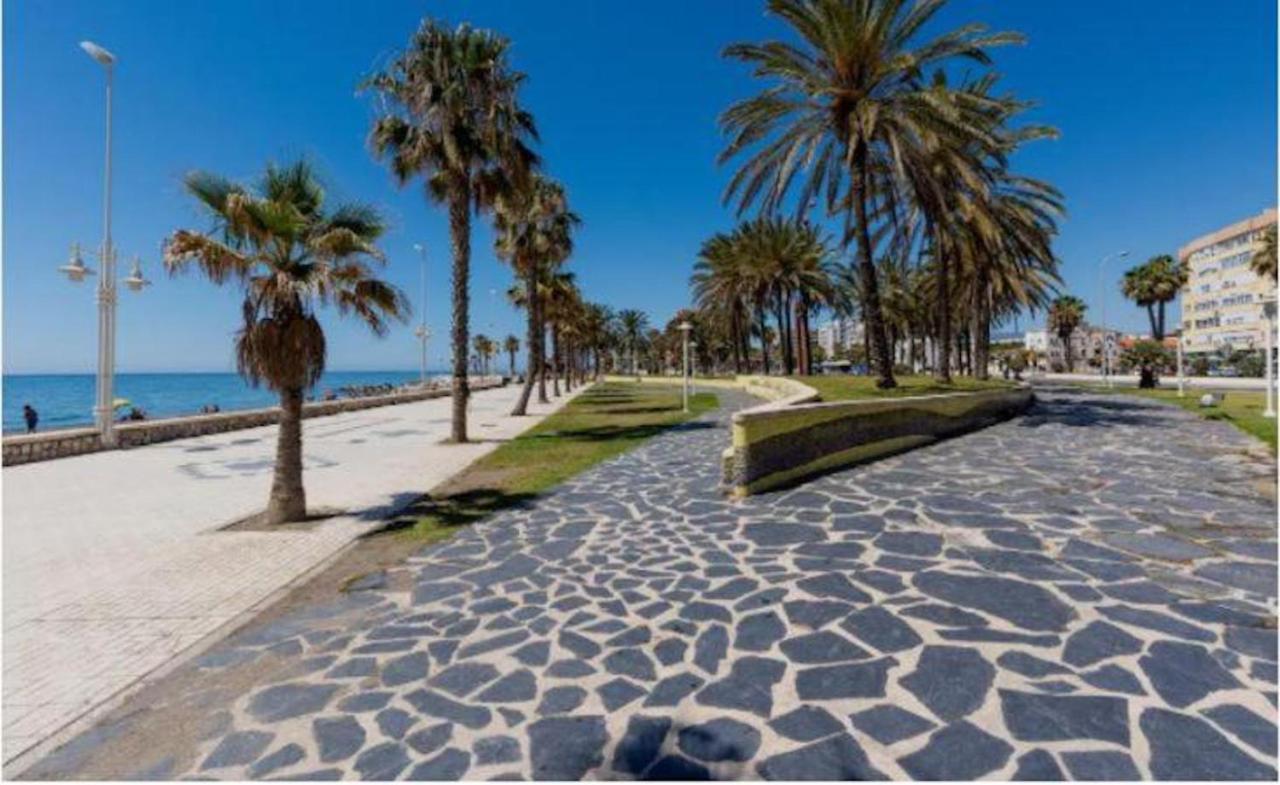 Ferienwohnung Holidays2Malaga Tomas De Echeverria 150 Mts To Beach & High Speed Wifi & Parking Exterior foto